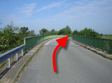 13-5km-Brücke über Umgehungsstrasse